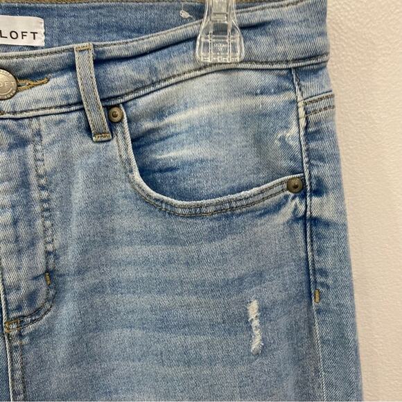 Loft Light Wash Raw Hem Skinny Jeans Size 30 High Rise Stretch Denim Pants - Picture 3 of 8